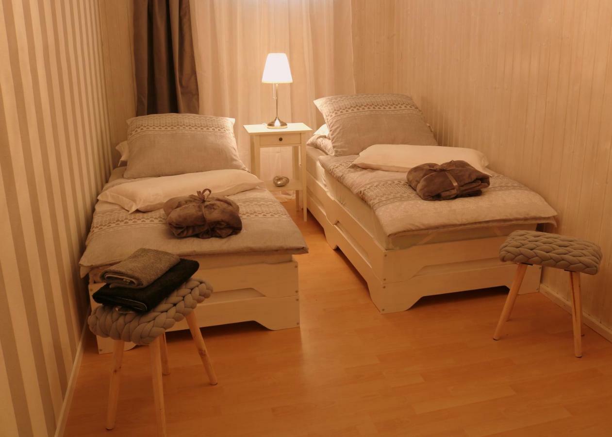 Soutterain - Wohnung Mit Senkgarten Weingarten  外观 照片